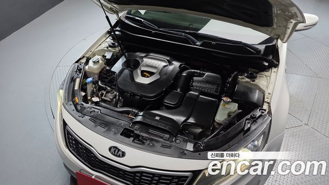 Kia K5 2013 — photo 6
