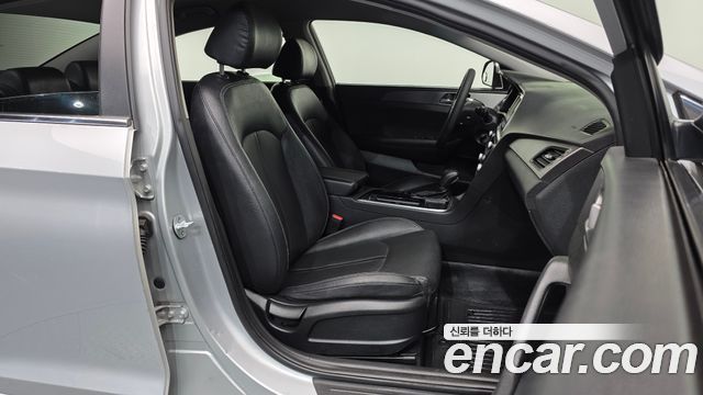 Hyundai Sonata 2019 — photo 11