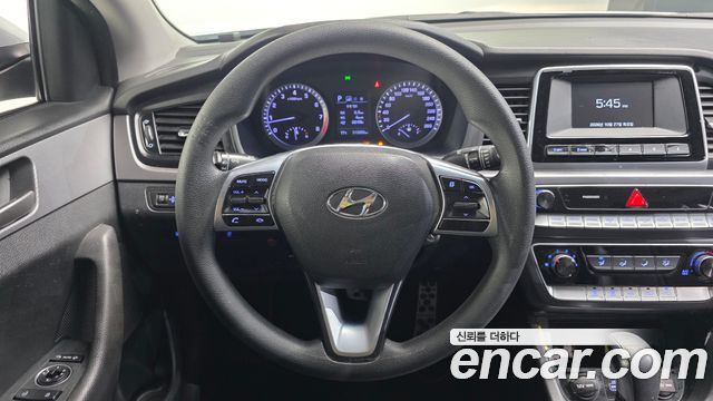 Hyundai Sonata 2019 — photo 13