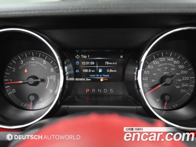 Ford Mustang 2017 — photo 8
