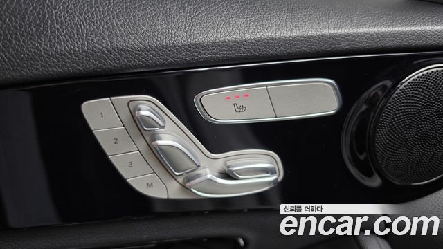 Mercedes-Benz C-Class 2016 — photo 16