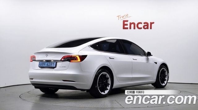 Tesla Model 3 2020 — photo 2