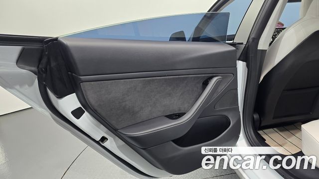 Tesla Model 3 2020 — photo 15
