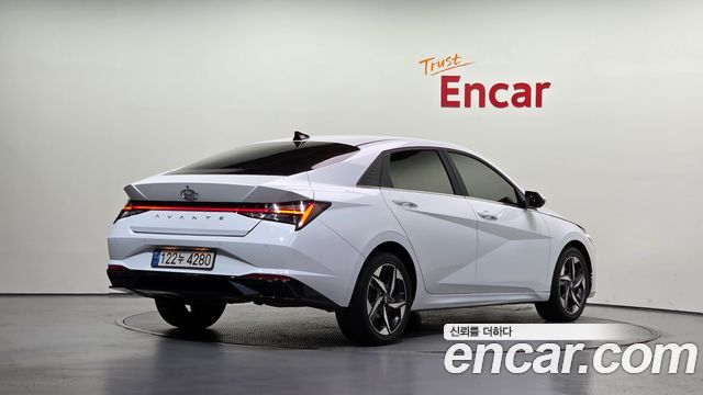 Hyundai AVANTE 2023 — photo 2