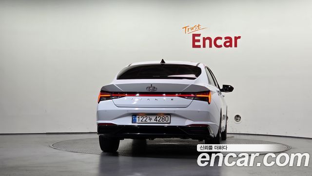 Hyundai AVANTE 2023 — photo 4