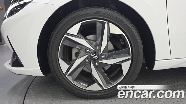 Hyundai AVANTE 2023 — photo 5