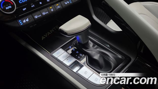 Hyundai AVANTE 2023 — photo 9