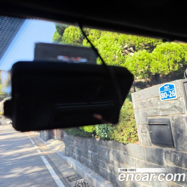 Mercedes-Benz G-Class 2015 — photo 17