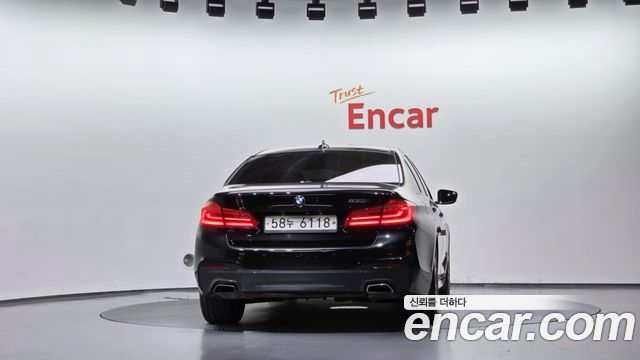 BMW 5-Series 2017 — photo 4