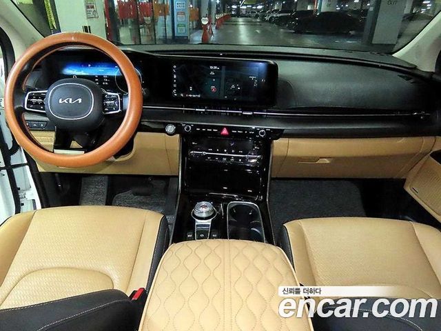 Kia Canival 2023 — photo 10