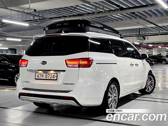 Kia Canival 2016 — photo 3