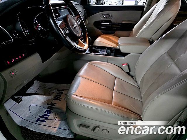 Kia Canival 2016 — photo 5