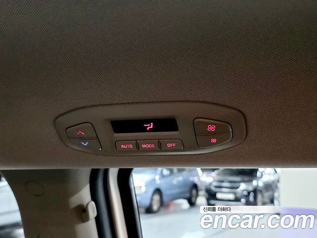 Kia Canival 2016 — photo 14