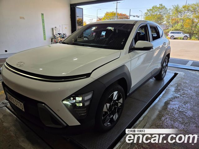 Hyundai Kona 2023 — photo 2