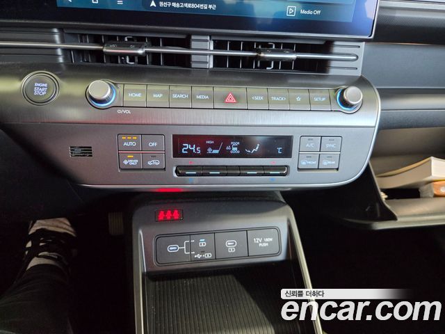 Hyundai Kona 2023 — photo 9
