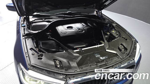BMW 5-Series 2017 — photo 6