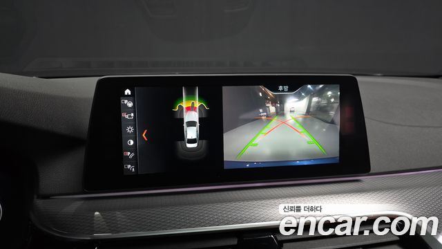 BMW 5-Series 2017 — photo 15