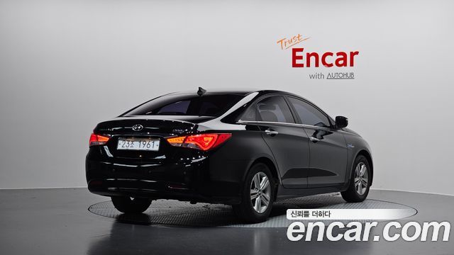 Hyundai Sonata 2013 — photo 2