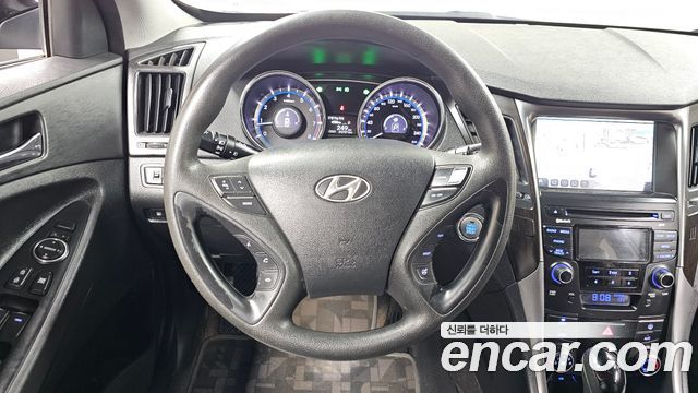 Hyundai Sonata 2013 — photo 19