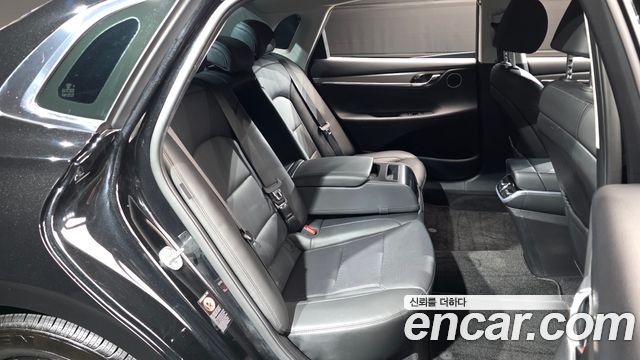 Hyundai Grandeur 2022 — photo 17