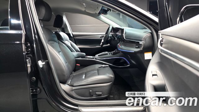 Hyundai Grandeur 2022 — photo 16