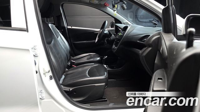 Chevrolet Korea Spark 2017 — photo 11