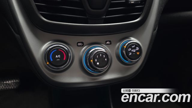 Chevrolet Korea Spark 2017 — photo 16