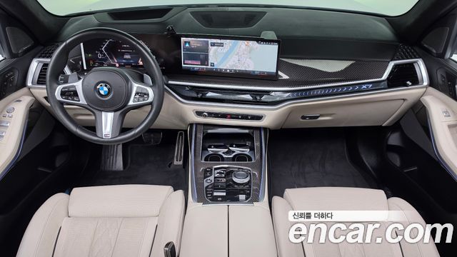 BMW X7 2025 — photo 10