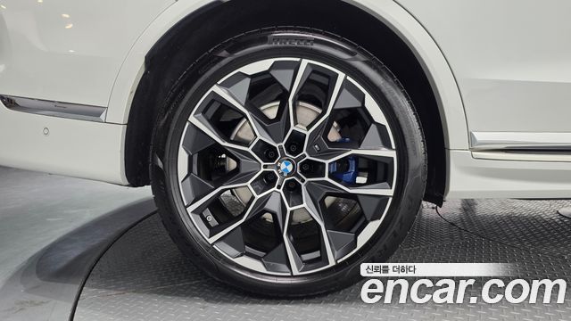 BMW X7 2025 — photo 7