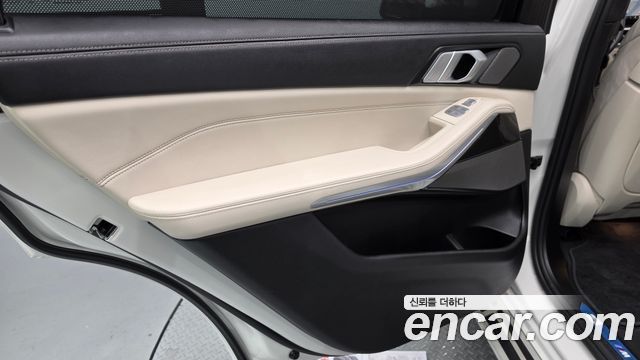 BMW X7 2025 — photo 15
