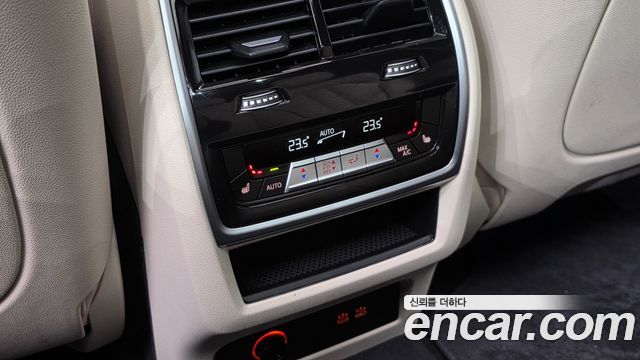 BMW X7 2025 — photo 29