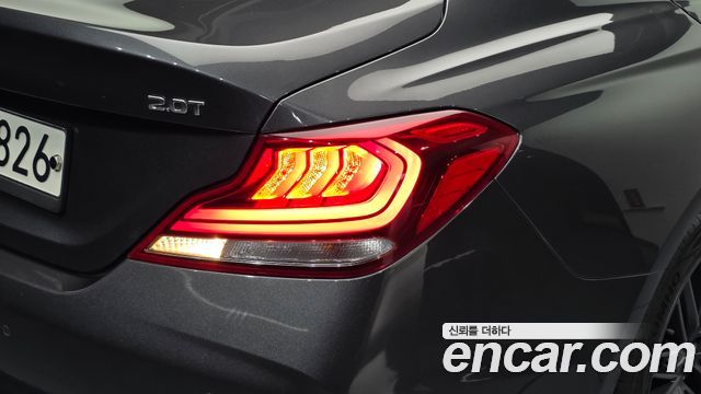 Genesis G70 2020 — photo 9
