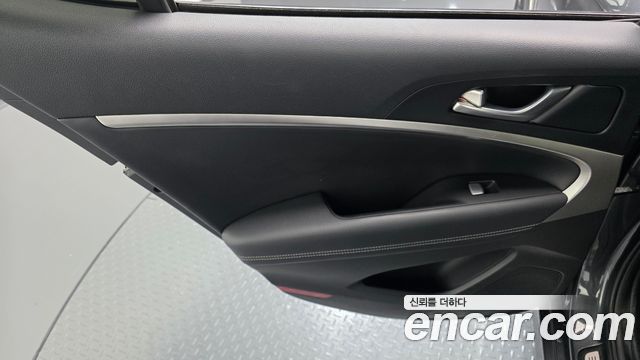 Genesis G70 2020 — photo 15