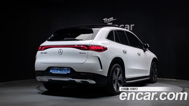 Mercedes-Benz EQE 2023 — photo 2