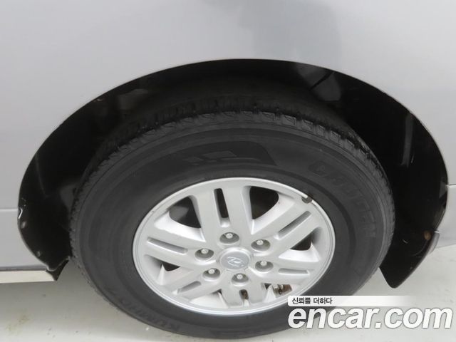 Hyundai Starex 2017 — photo 16