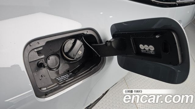 BMW 4-Series 2026 — photo 35