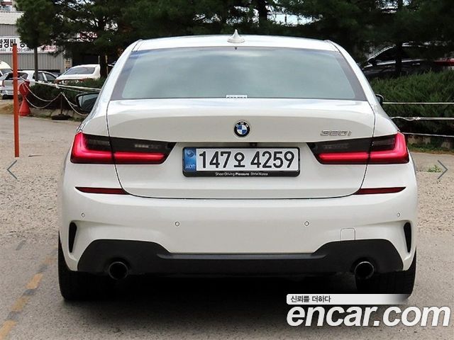 BMW 3-Series 2021 — photo 4