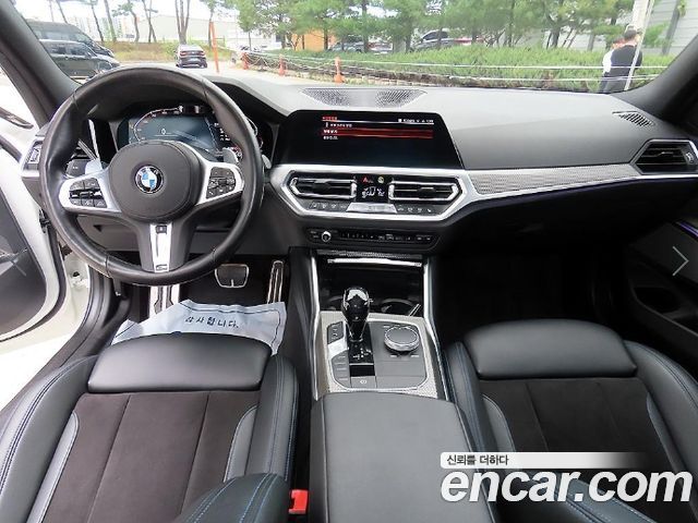 BMW 3-Series 2021 — photo 7