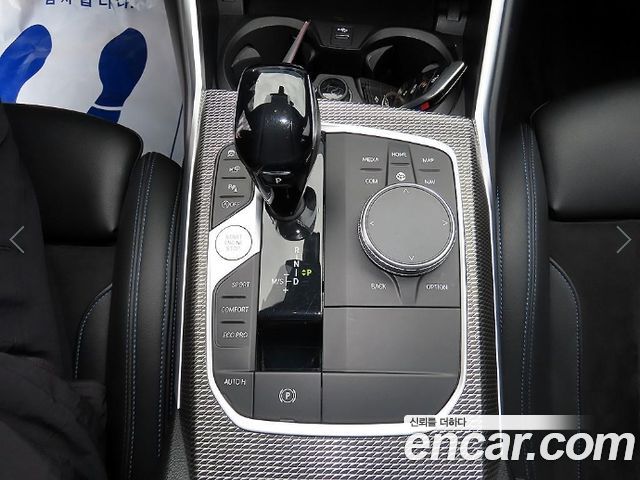 BMW 3-Series 2021 — photo 11