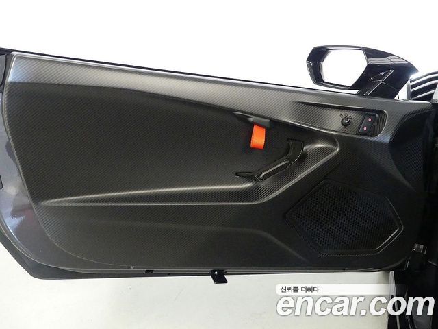 Lamborghini Huracan 2022 — photo 14