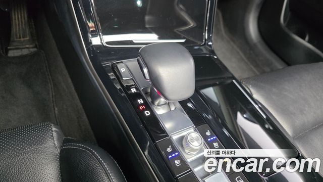 Kia K7 2020 — photo 12