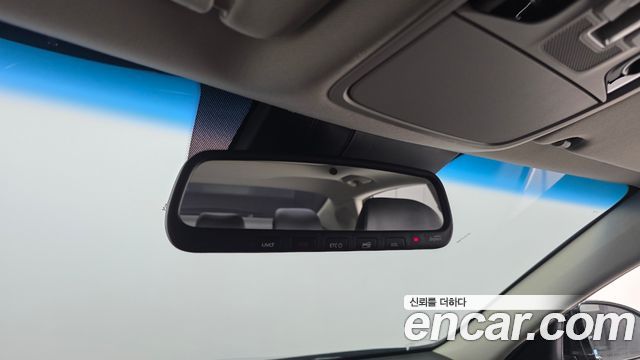 Kia K7 2020 — photo 24