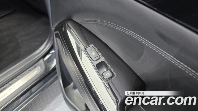 Kia K7 2020 — photo 25