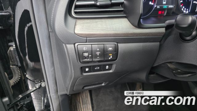 Kia K7 2020 — photo 27