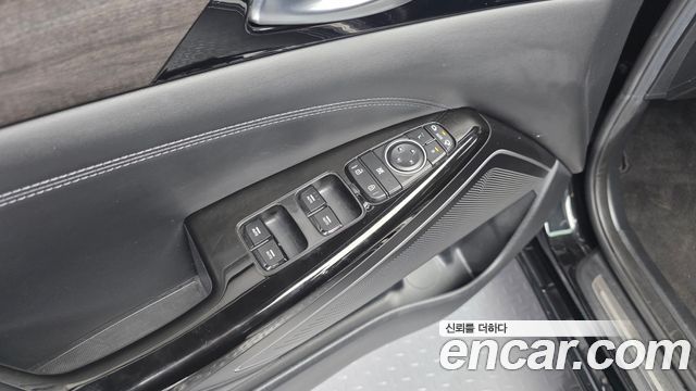 Kia K7 2020 — photo 28