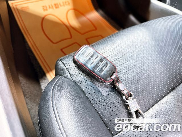 Kia K7 2016 — photo 14