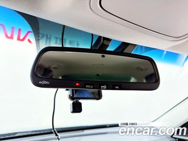Kia K7 2016 — photo 15