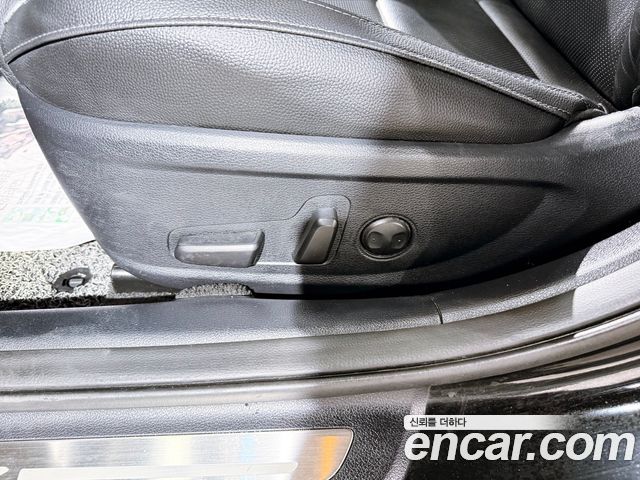 Kia K7 2016 — photo 16
