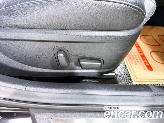 Kia K7 2016 — photo 17