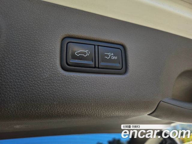 Kia Canival 2021 — photo 8